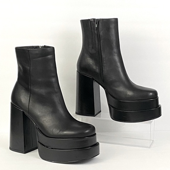 NEW STEVE MADDEN COBRA PLATFORM BLACK LEATHER BOOTS - Picture 3 of 9